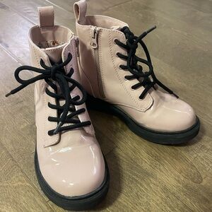 Target brand Art Class sz 1 pink patten leather combat boots